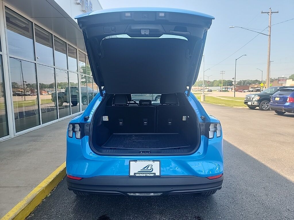 2022 Ford Mustang Mach-E Select Green Bay WI