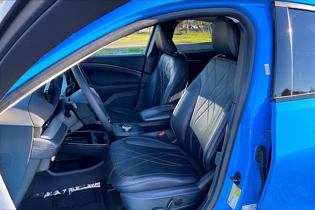 2022 Ford Mustang Mach-E Select OR