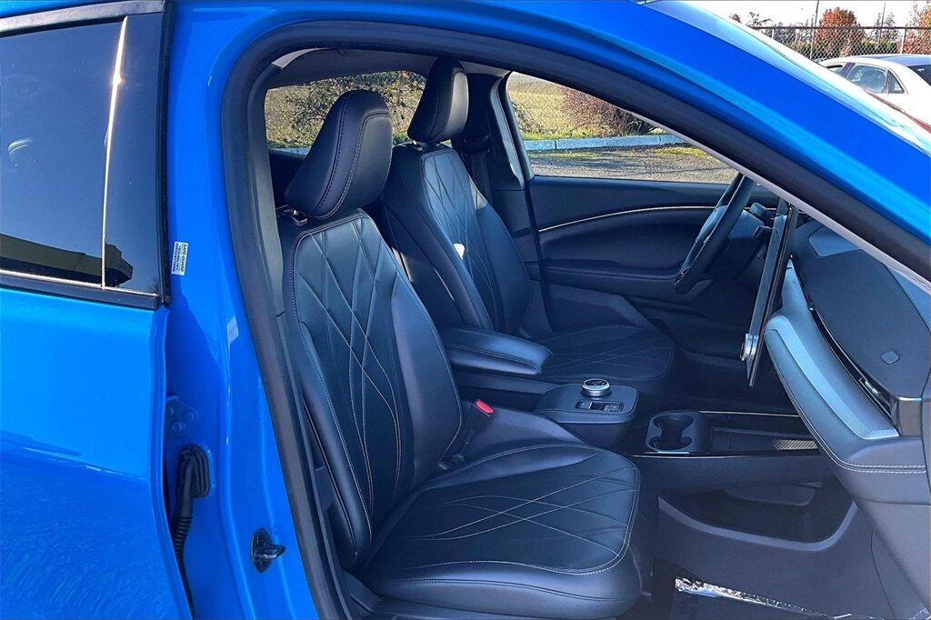 2022 Ford Mustang Mach-E Select OR