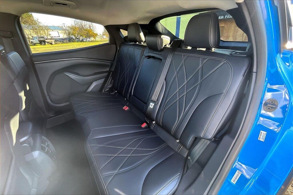 2022 Ford Mustang Mach-E Select OR