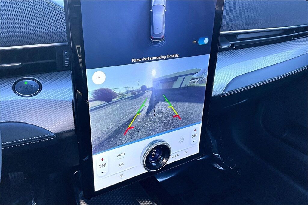 2022 Ford Mustang Mach-E Select OR