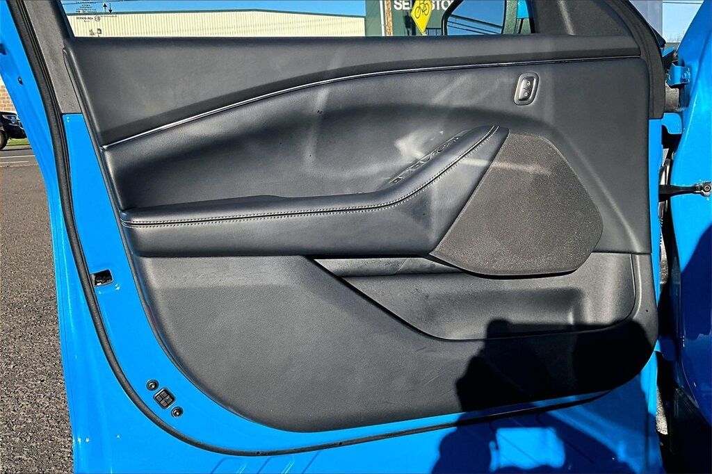 2022 Ford Mustang Mach-E Select OR