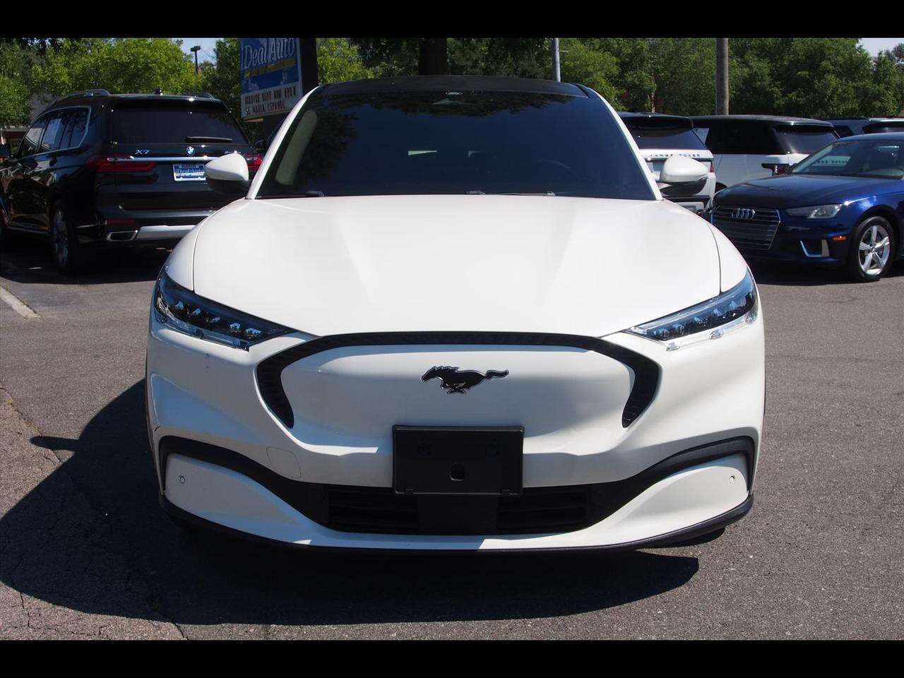 2022 Ford Mustang Mach-E Select