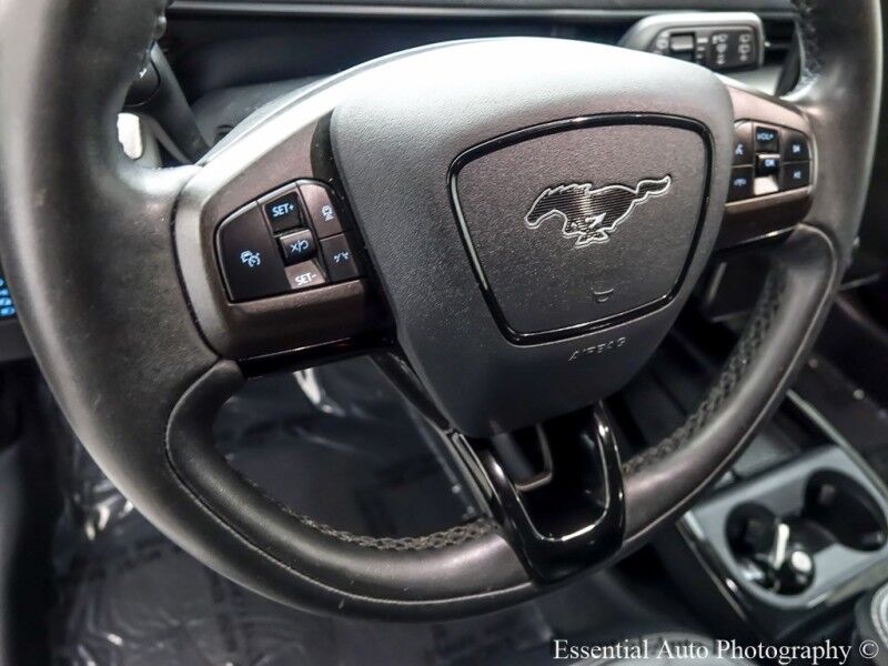 2022 Ford Mustang Mach-E Select PRICE INCLUDES $4000 IRS TAX CREDIT!! YOU MUST QUALIFY!! Willowbrook IL