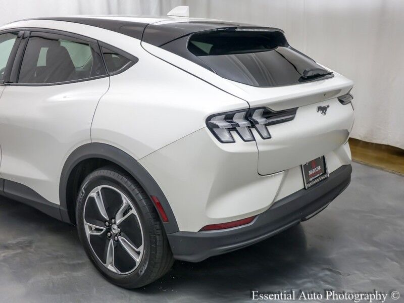 2022 Ford Mustang Mach-E Select PRICE INCLUDES $4000 IRS TAX CREDIT!! YOU MUST QUALIFY!! Willowbrook IL