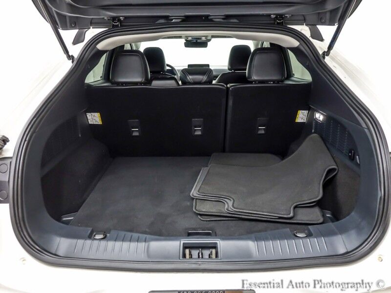 2022 Ford Mustang Mach-E Select PRICE INCLUDES $4000 IRS TAX CREDIT!! YOU MUST QUALIFY!! Willowbrook IL