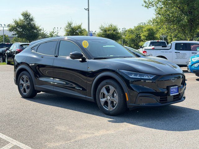 2022 Ford Mustang Mach-E