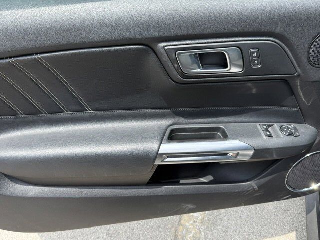 2022 Ford Mustang Premium New Braunfels TX