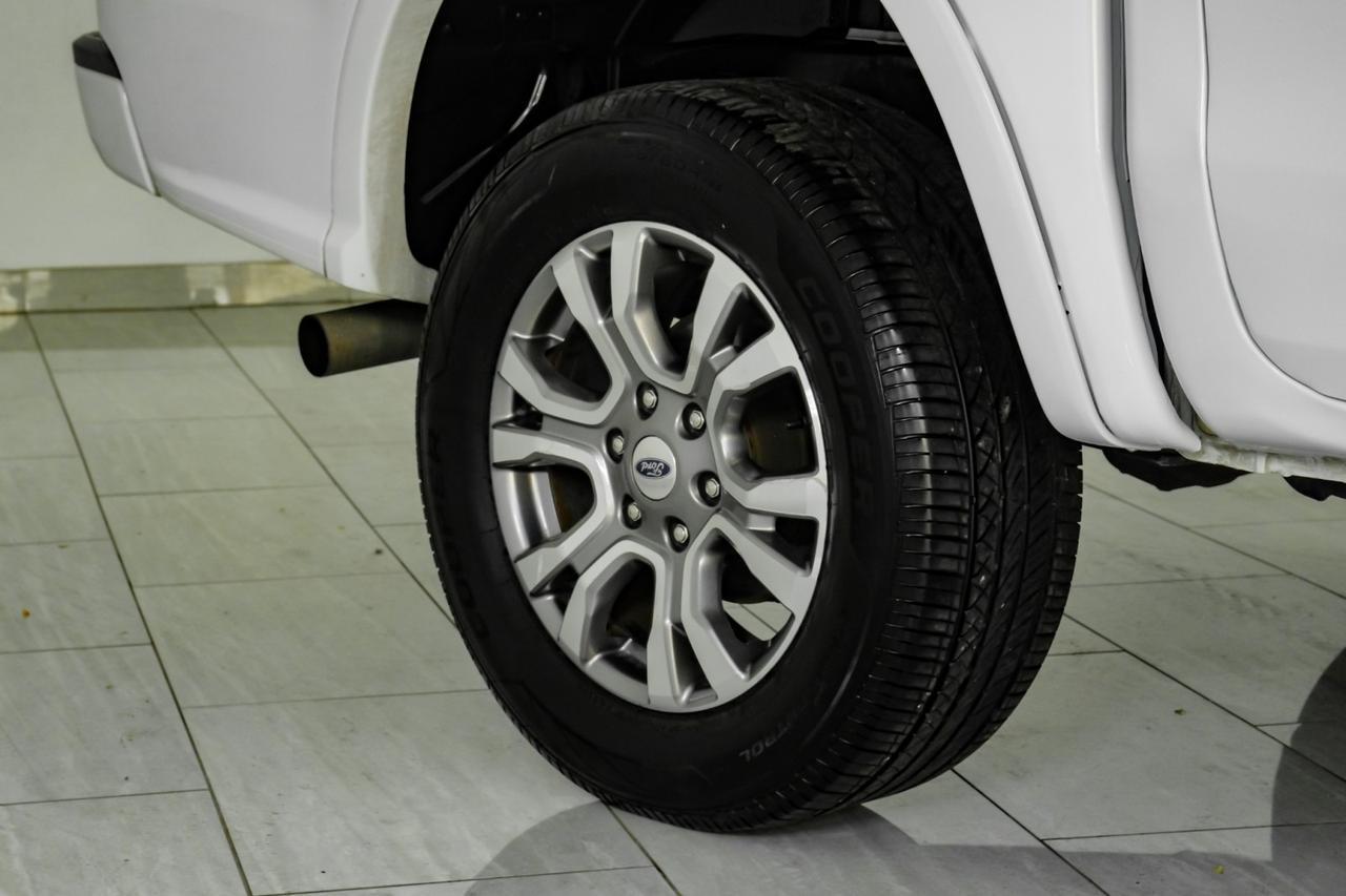 2022 Ford Ranger LARIAT SUPERCREW BLIND SPOT ASSIST LEATHER HEATED SEATS REAR CAM Carrollton TX