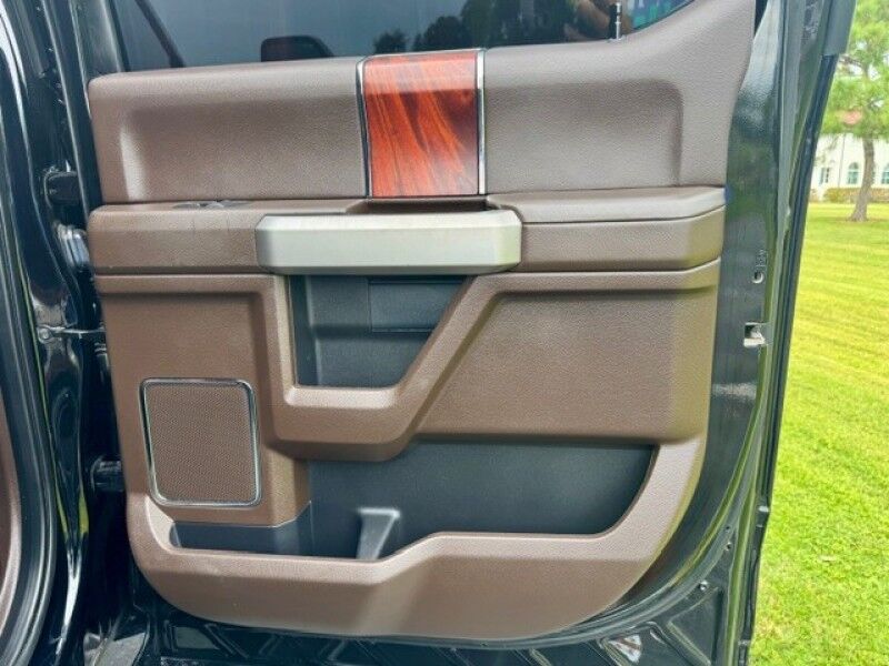 2022 Ford SUPER DUTY F-450 DRW KING RANCH TURBO DIESEL LIFTED 4X4 WHEELS DUALLY LOW MILES LIKE NEW Sarasota FL