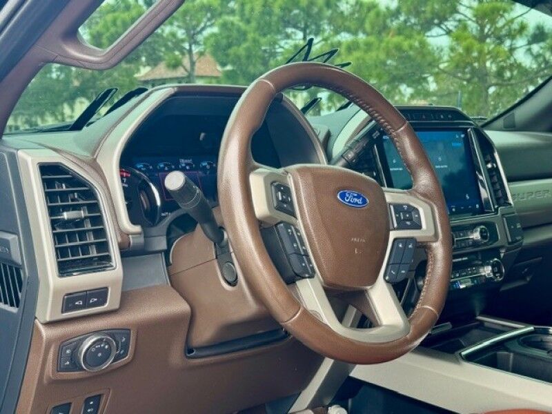 2022 Ford SUPER DUTY F-450 DRW KING RANCH TURBO DIESEL LIFTED 4X4 WHEELS DUALLY LOW MILES LIKE NEW Sarasota FL