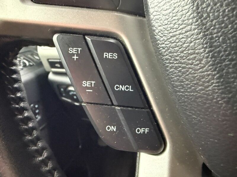 2022 Ford Super Crew F-350 SRW FX4 4x4 Diesel LARIAT Collinsville OK