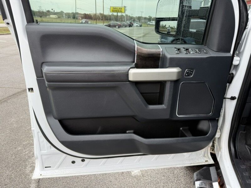 2022 Ford Super Crew F-350 SRW FX4 4x4 Diesel LARIAT Collinsville OK