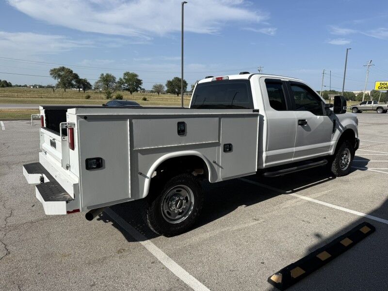2022 Ford Super Duty F-250 4x4 Utility XL Collinsville OK