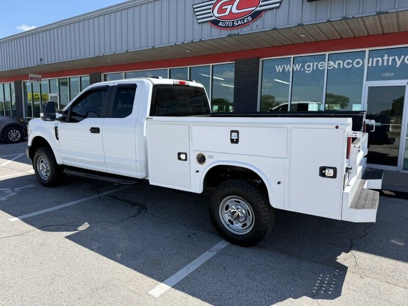 2022 Ford Super Duty F-250 4x4 Utility XL Collinsville OK