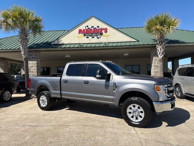 2022 Ford Super Duty F-250 Crew Cab 4WD XLT
