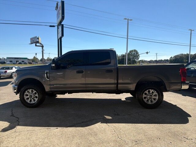 2022 Ford Super Duty F-250 Crew Cab 4WD XLT Lafayette LA