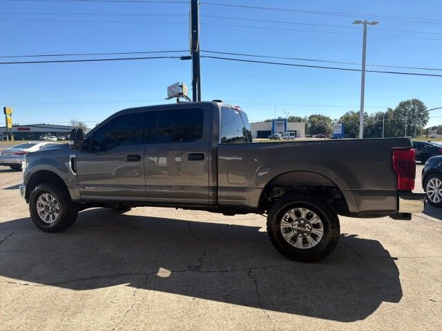 2022 Ford Super Duty F-250 Crew Cab 4WD XLT Lafayette LA