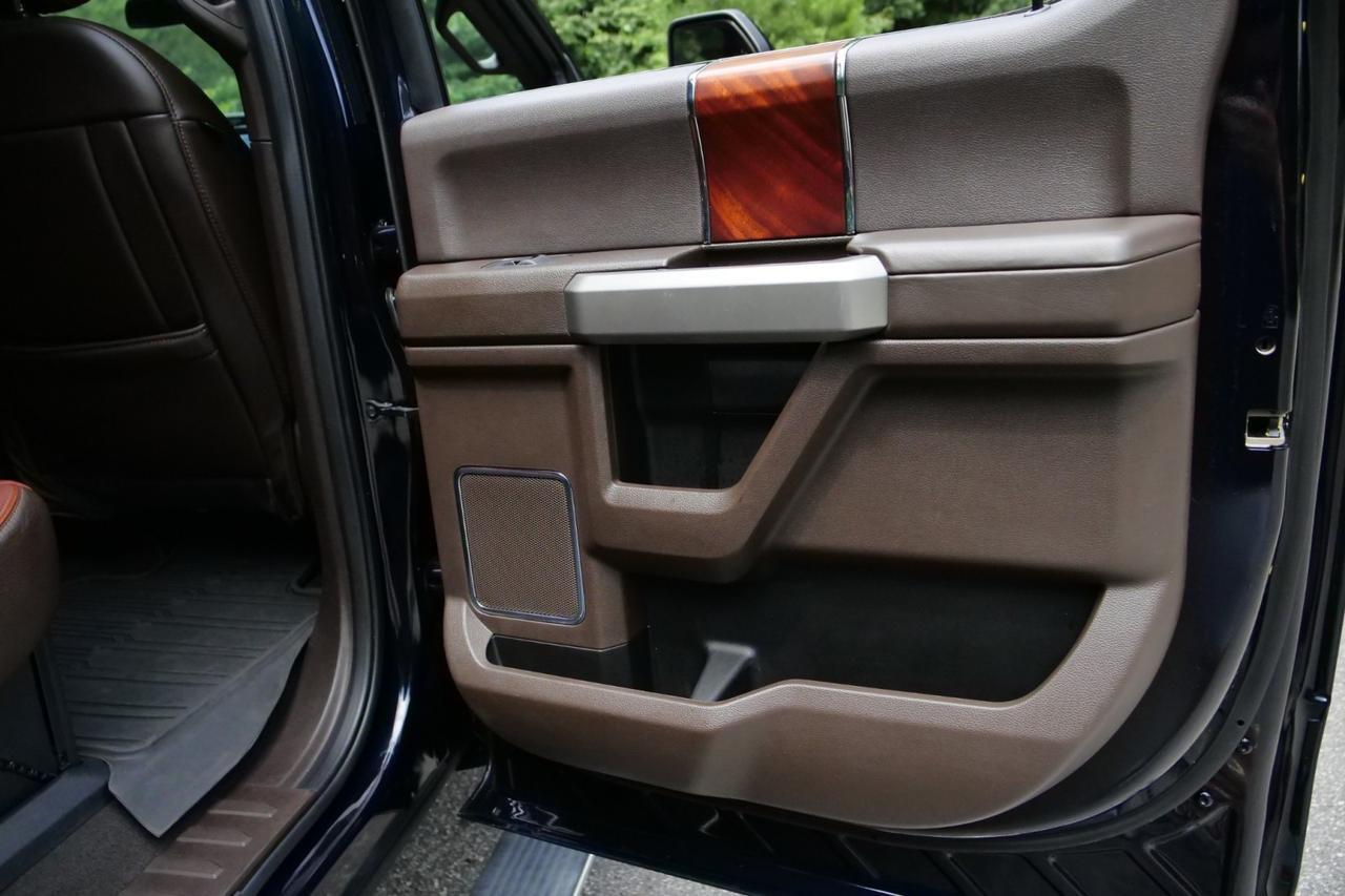 2022 Ford Super Duty F-250 King Ranch 4X4 / Ultimate Package / Adaptive Steering! Lincolnton NC