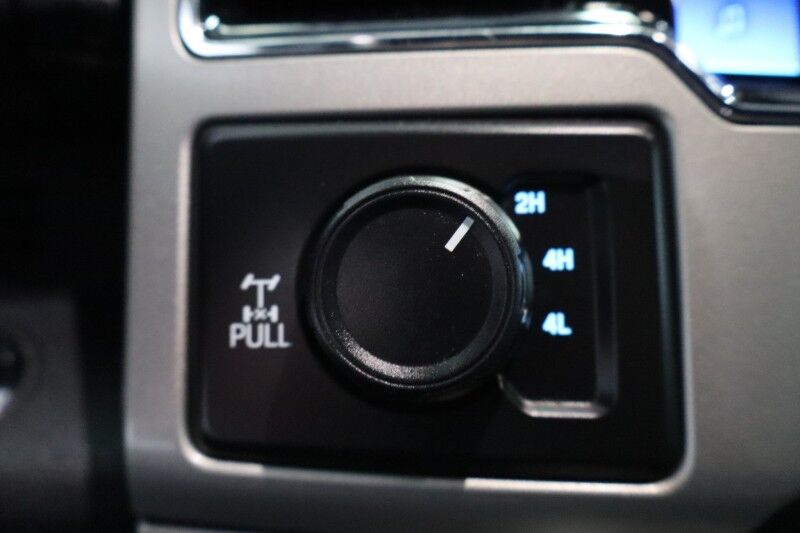 2022 Ford Super Duty F-250 LARIAT Ultimate Black Pack 6.7L Diesel 12in GPS Came Arlington TX