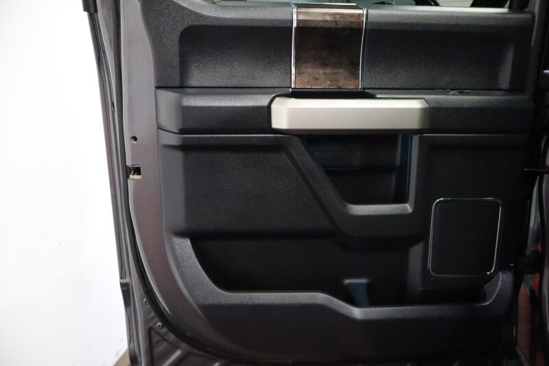 2022 Ford Super Duty F-250 LARIAT Ultimate Black Pack 6.7L Diesel 12in GPS Came Arlington TX