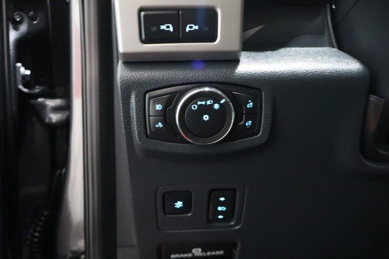 2022 Ford Super Duty F-250 LARIAT Ultimate Black Pack 6.7L Diesel 12in GPS Came Arlington TX