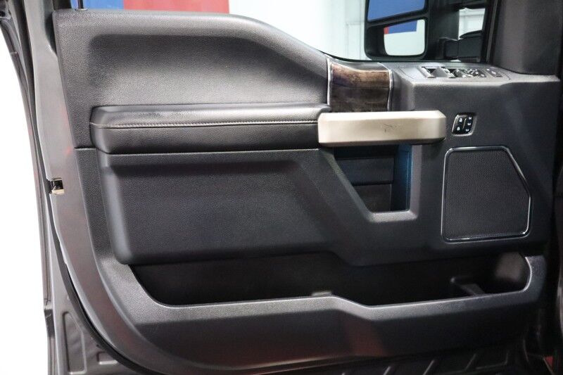 2022 Ford Super Duty F-250 LARIAT Ultimate Black Pack 6.7L Diesel 12in GPS Came Arlington TX
