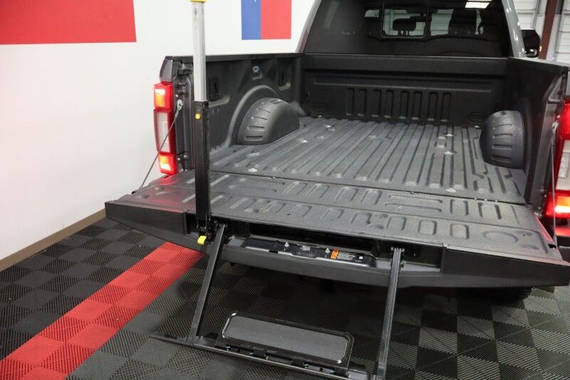 2022 Ford Super Duty F-250 LARIAT Ultimate Black Pack 6.7L Diesel 12in GPS Came Arlington TX