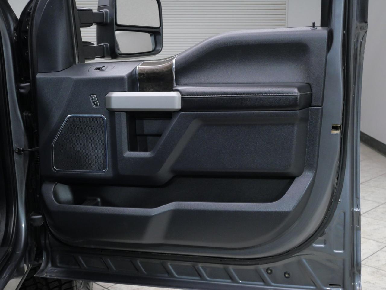 2022 Ford Super Duty F-250 Lariat Ultimate Tremor 6.7L Power Stroke 4x4 Mansfield TX