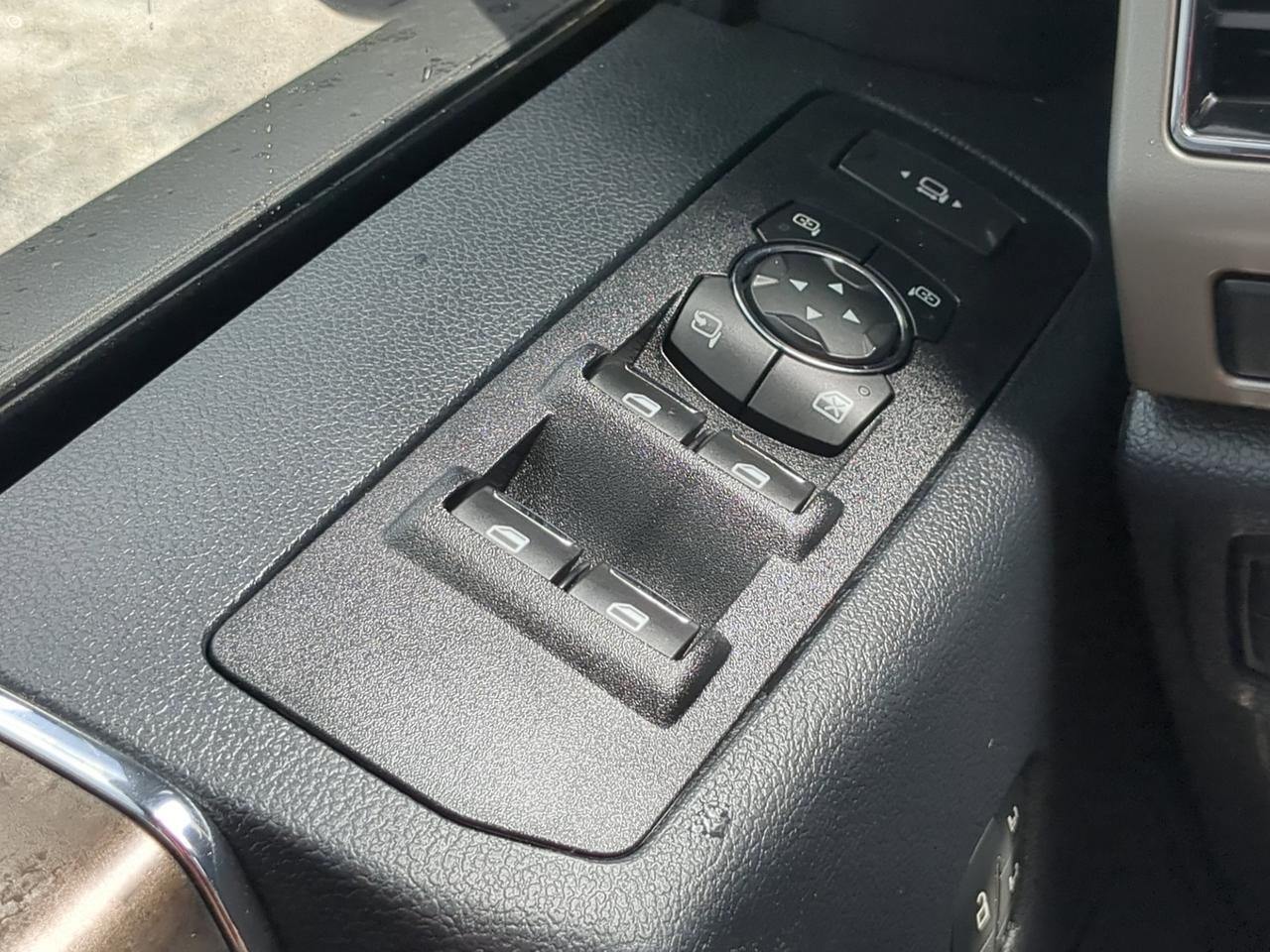 2022 Ford Super Duty F-250 SRW LARIAT Appleton WI
