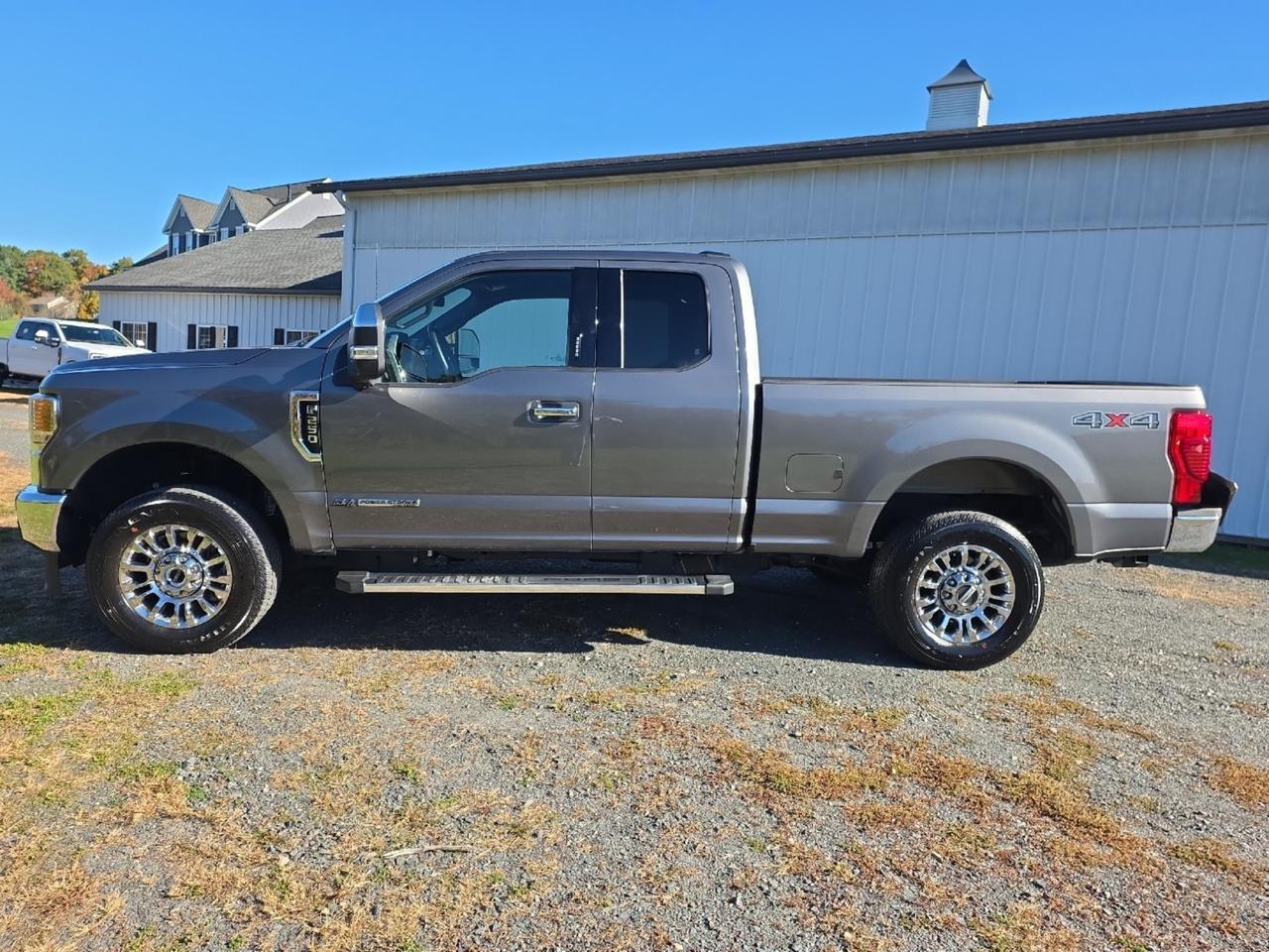 2022 Ford Super Duty F-250 SRW LARIAT Sand Lake NY