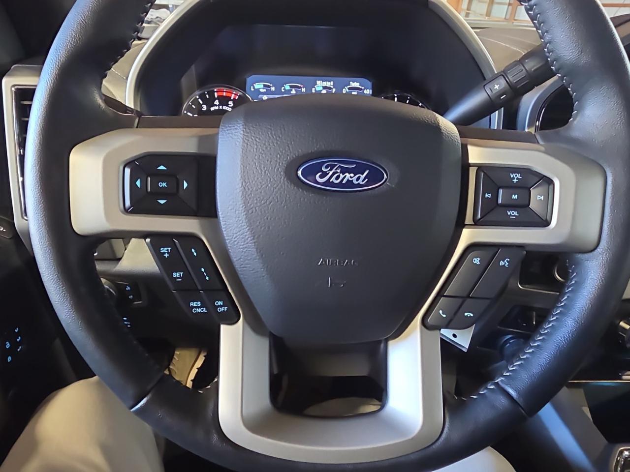2022 Ford Super Duty F-250 SRW LARIAT Sand Lake NY