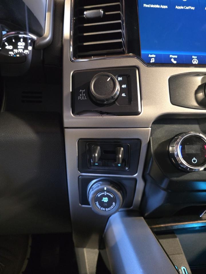 2022 Ford Super Duty F-250 SRW LARIAT Sand Lake NY