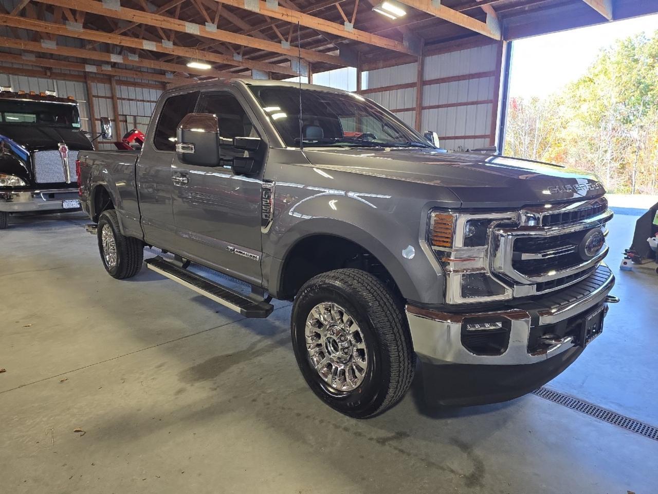 2022 Ford Super Duty F-250 SRW LARIAT Sand Lake NY