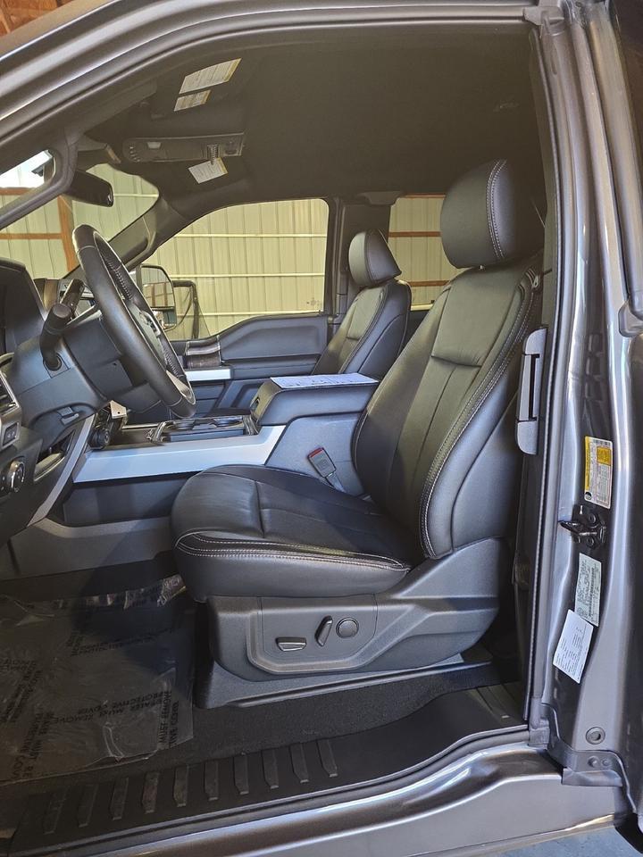 2022 Ford Super Duty F-250 SRW LARIAT Sand Lake NY