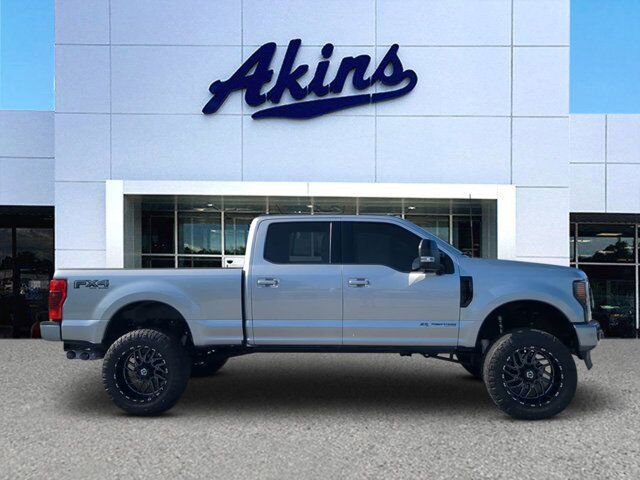 2022 Ford Super Duty F-250 SRW LARIAT