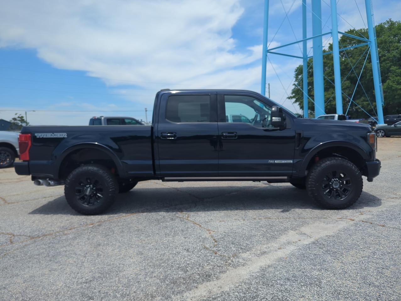 2022 Ford Super Duty F-250 SRW LARIAT