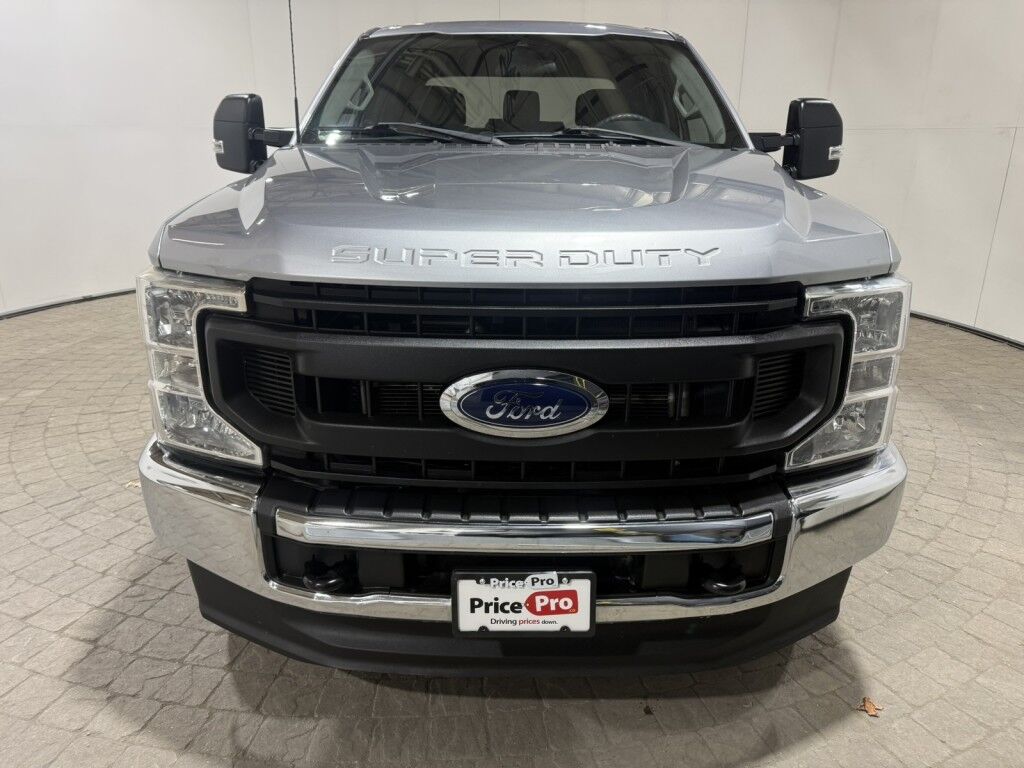 2022 Ford Super Duty F-250 SRW XL 4WD Crew Cab 8' Box Maumee OH