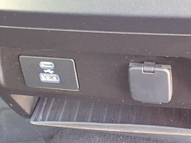 2022 Ford Super Duty F-250 SRW XLT  TX
