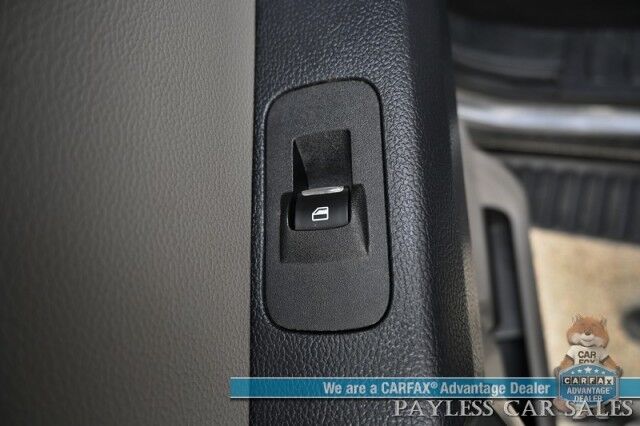 2022 Ford Super Duty F-250 XLT / 4X4 / Crew Cab / 6.7L Power Stroke Diesel / Power Mirrors, Windows & Locks / Blind Spot Alert / Bluetooth / Backup Camera / Keyless Entry / Running Boards / Block Heater / Tow Pkg / 1-Owner Anchorage AK