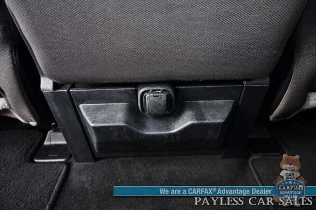 2022 Ford Super Duty F-250 XLT / 4X4 / Crew Cab / 6.7L Power Stroke Diesel / Power Mirrors, Windows & Locks / Blind Spot Alert / Bluetooth / Backup Camera / Keyless Entry / Running Boards / Block Heater / Tow Pkg / 1-Owner Anchorage AK