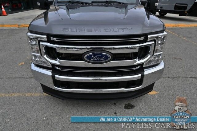 2022 Ford Super Duty F-250 XLT / 4X4 / Crew Cab / 6.7L Power Stroke Diesel / Power Mirrors, Windows & Locks / Blind Spot Alert / Bluetooth / Backup Camera / Keyless Entry / Running Boards / Block Heater / Tow Pkg / 1-Owner Anchorage AK