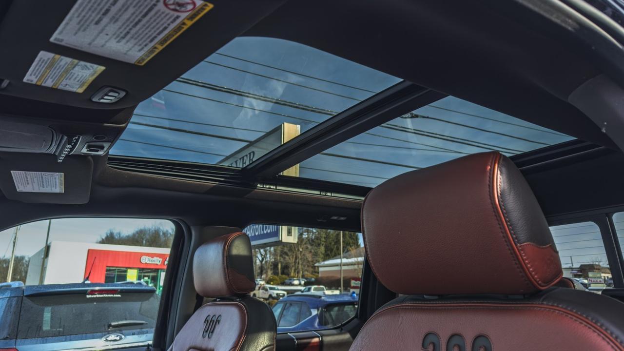 2022 Ford Super Duty F-350 DRW King Ranch 4WD Crew Cab 8' Box Tallmadge OH