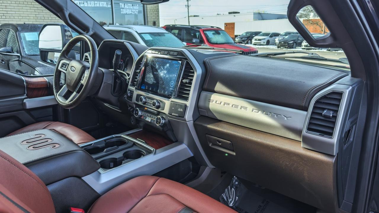 2022 Ford Super Duty F-350 DRW King Ranch 4WD Crew Cab 8' Box Tallmadge OH