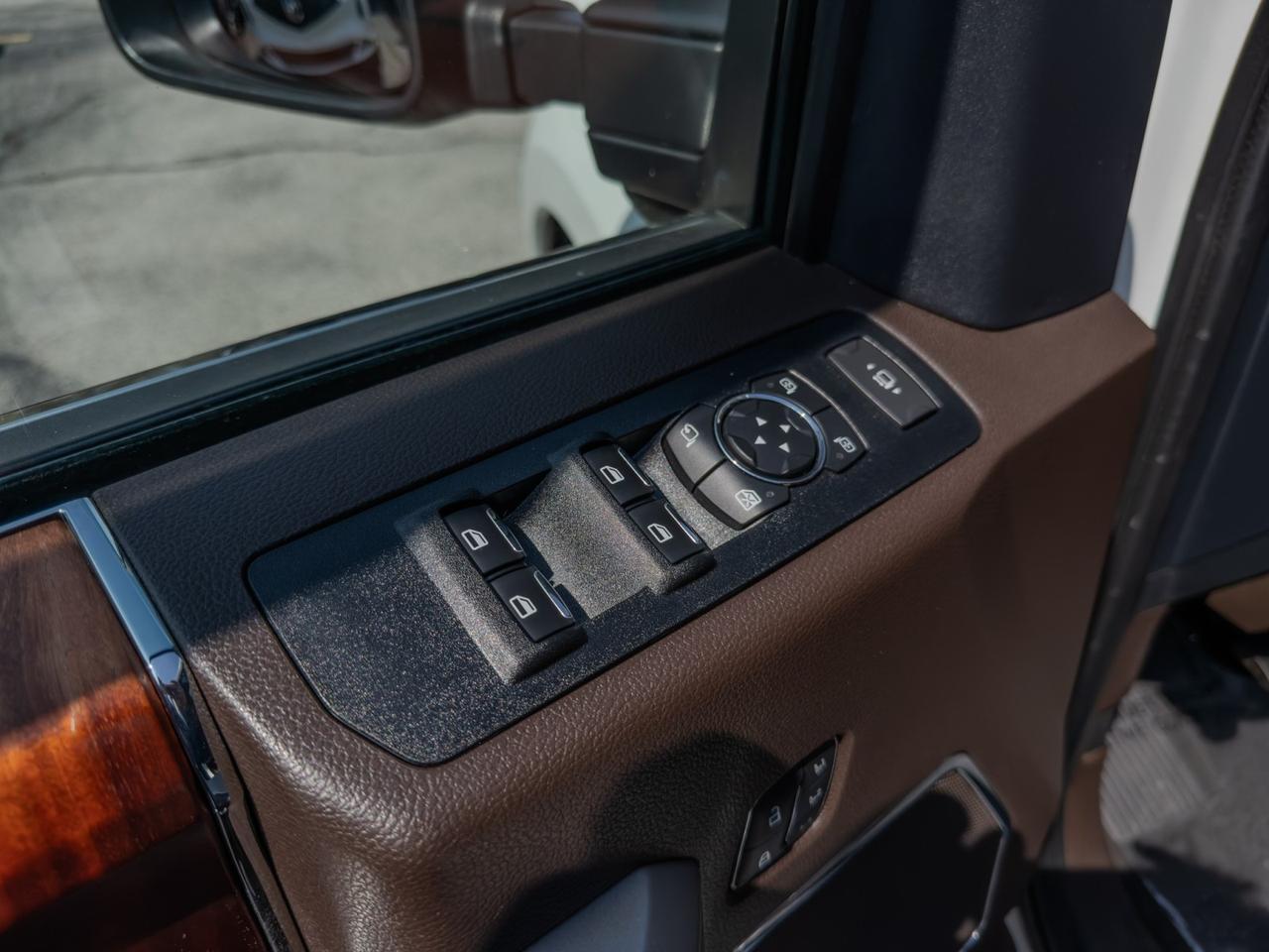 2022 Ford Super Duty F-350 DRW King Ranch 4WD Crew Cab 8' Box Tallmadge OH