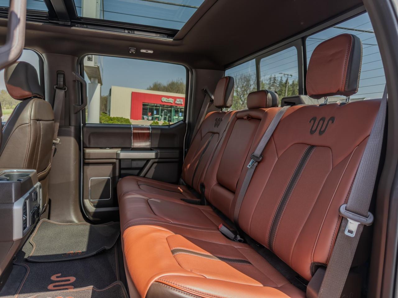 2022 Ford Super Duty F-350 DRW King Ranch 4WD Crew Cab 8' Box Tallmadge OH