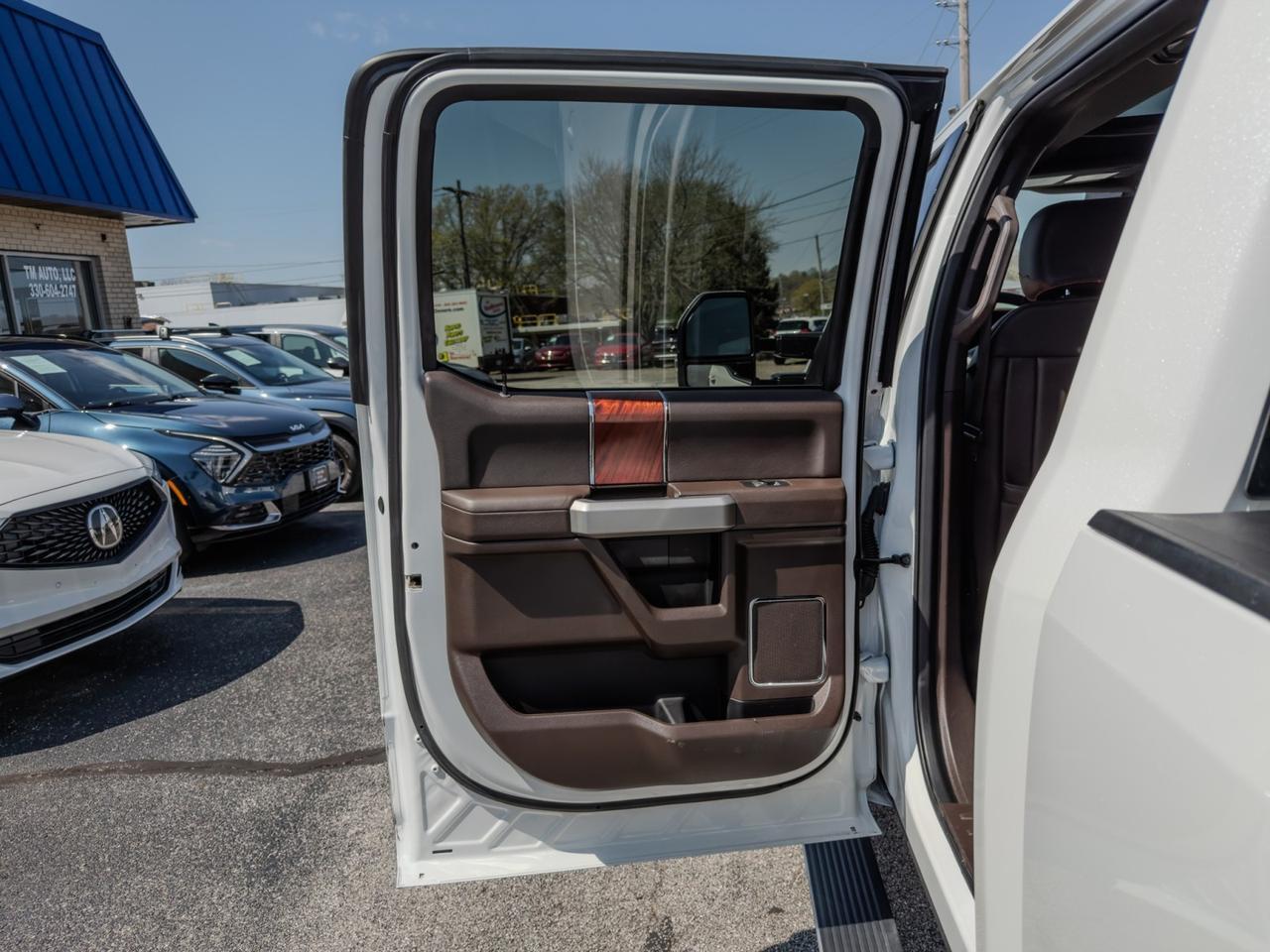 2022 Ford Super Duty F-350 DRW King Ranch 4WD Crew Cab 8' Box Tallmadge OH