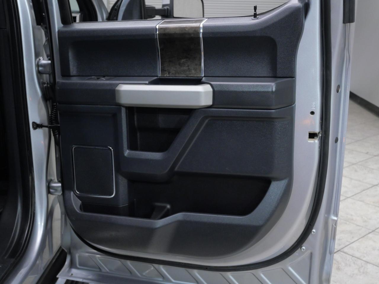 2022 Ford Super Duty F-350 DRW Lariat FX4 6.7L Power Stroke 4x4 Mansfield TX