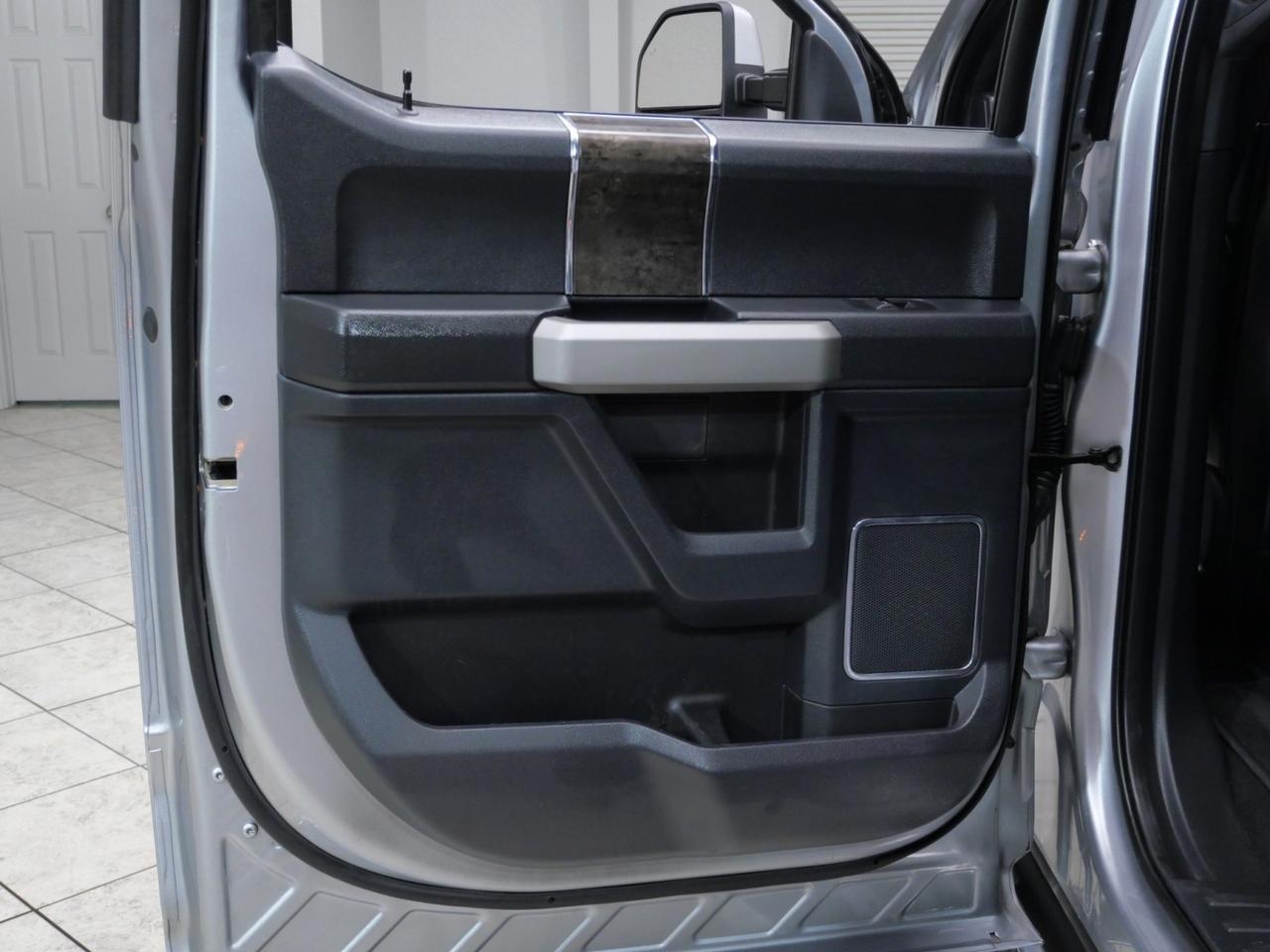 2022 Ford Super Duty F-350 DRW Lariat FX4 6.7L Power Stroke 4x4 Mansfield TX
