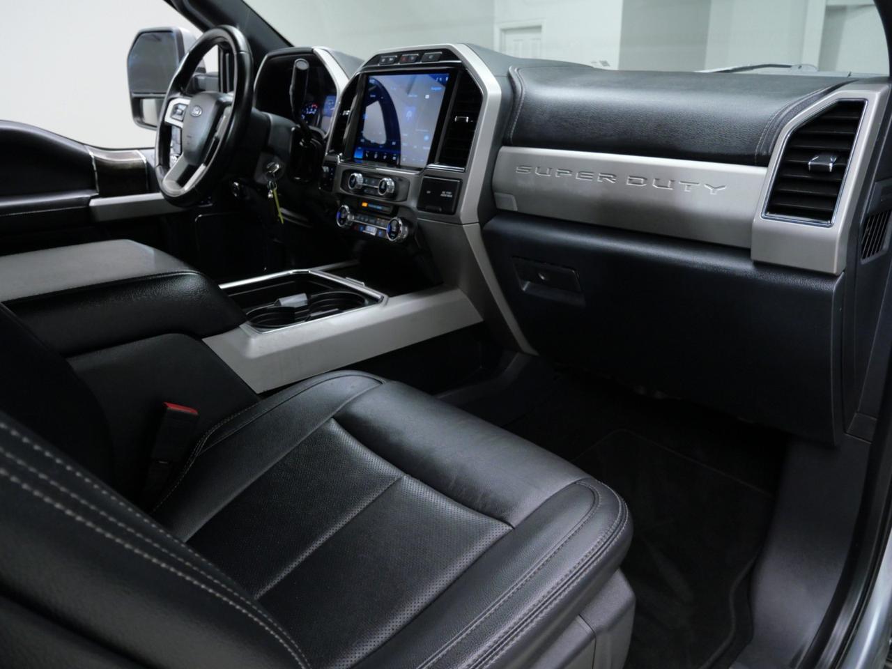 2022 Ford Super Duty F-350 DRW Lariat FX4 6.7L Power Stroke 4x4 Mansfield TX